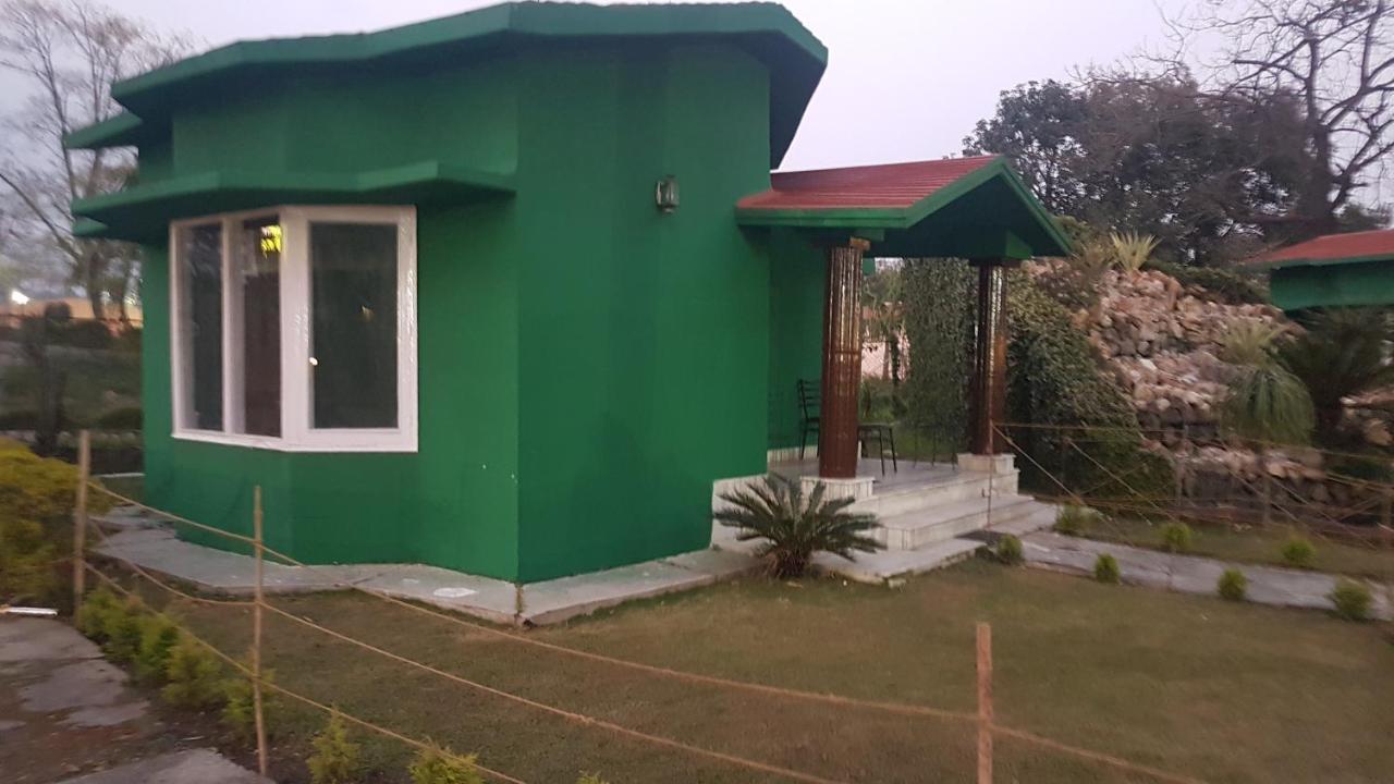Midway Resort Rishikesh Exterior photo